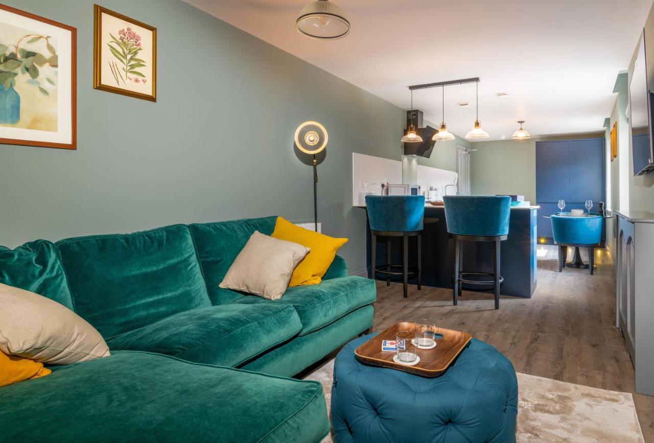 Stylish 1 Bed Central Apartment Бат Экстерьер фото